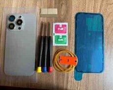 Apple iPhone 15 Pro Natural Titanium 1TB, 8GB arxa şüşə paneli