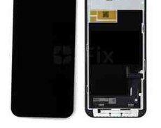 iPhone 13 ekranı