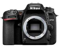 Fotoaparat Nikon D7500 Body