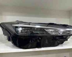 Changan uni v farası