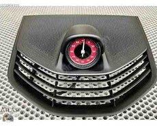 Porsche Taycan saatı