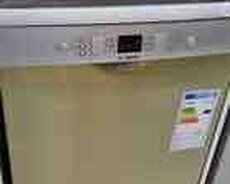 Qabyuyan maşın Bosch SMS26AI00Q