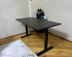 Elektrikli kompüter masası 2E