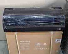 Kondisioner Samsung WindFree AR18CXFCABT