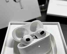 AirPods 3