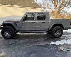 Jeep Wrangler Fuel Rebel diskləri