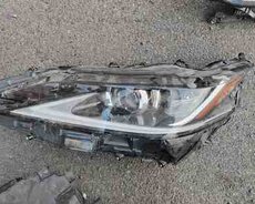 Lexus ES sol farası