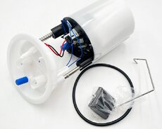 bmw e90 yanacaq nasosu 