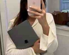 Apple MacBook M4 16, 256