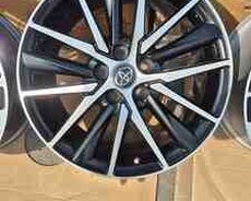 Toyota Camry diskləri R18