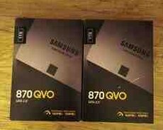 Samsung 870 QVO 1TB SSD