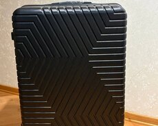 Sərt korpuslu böyük ölçülü çamadan XL 