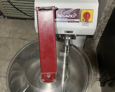 Təzə vəziyyətdə 50 klo un 35 klo xəmir qarışdıran aparat Türkiyə