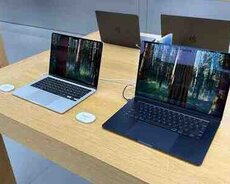 Apple MacBook Air M4 2025