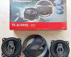 Mercedes 220W dinamikləri