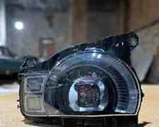 Land Rover Defender farası