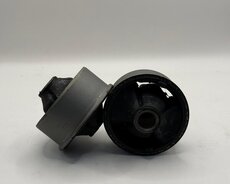 Toyota Corolla 1.4 Dizel 2002-2007 Ön Asqı Qolunun Razvalni