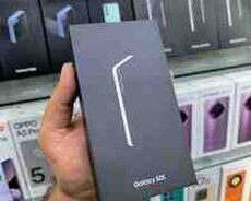 Samsung Galaxy S25 Silver Shadow 128GB, 12GB