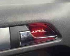 Opel Astra H qapı loqosu