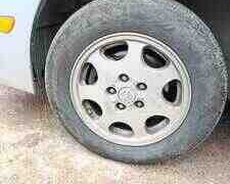 Nissan Maxima təkərləri R15