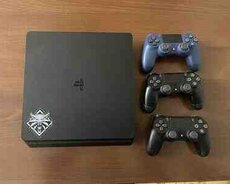 Playstation 4 slim