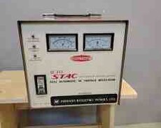 Tənzimləyici 3 kVA servo