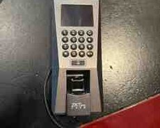 Biometrik girişə nəzarət terminalı