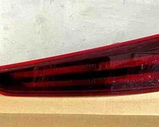 Hyundai Elantra 2019-2020 arxa stopu