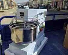 Xəmir yoğuran aparat Remta