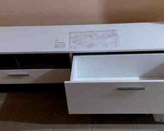 Televizor altlığı