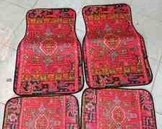 Avtomobil ayaqlatıları