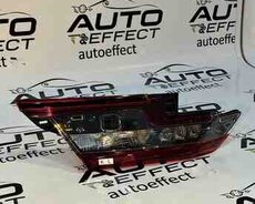 Toyota Camry stop işığı