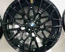 BMW G30, G20 diskləri R19