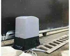 Yana gedən darvaza mühərrikləri