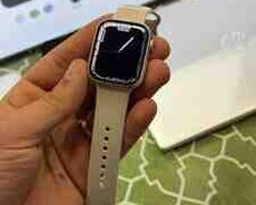 Apple Watch Series 7 Aluminum Starlight 45mm