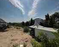 12 sot torpaq sahəsi, Pirşağı qəs