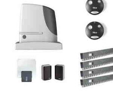 Yana sürüşən darvaza mühərriki