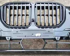 BMW X7 G07, 2024 ön buferi və ayaqaltısı