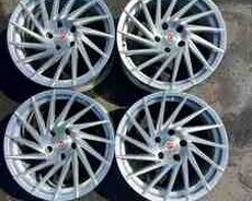 Vossen diskləri R17