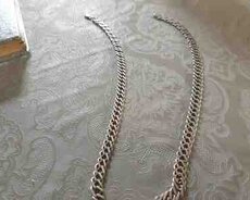 Gümüş boyunbağı