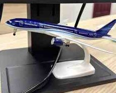 Təyyarə modeli Azal