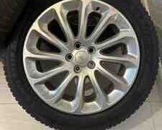 Michelin təkərləri 255, 55 R20