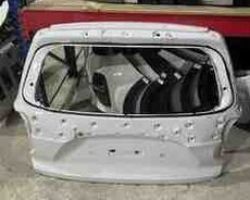 Kia Carnival 2020 baqaj qapısı