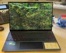 ASUS ZenBook 14 UltraSlim Laptop 14 OLED NanoEdge