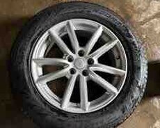Range Rover təkərləri 235, 65 R19