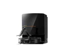 Roborock Saros Z70 Robot Vacuum