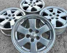 Toyota Prius diskləri R15