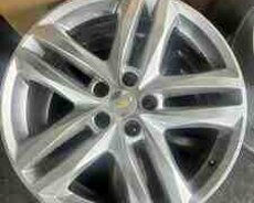 Chevrolet Equinox diskləri R19