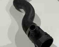 BMW üst radiator şlanqı