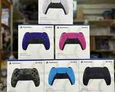 PlayStation 5 DualSense